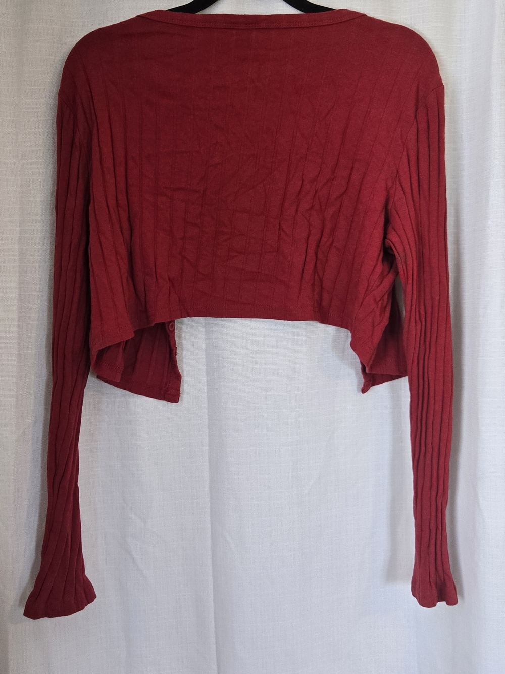 Red Ribbed Button-Front Women's Crop Cardigan - Picture 4 of 6